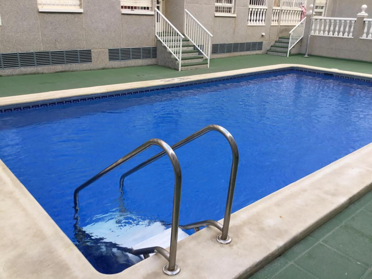 Apartament Montana Torrevieja Exteriör bild