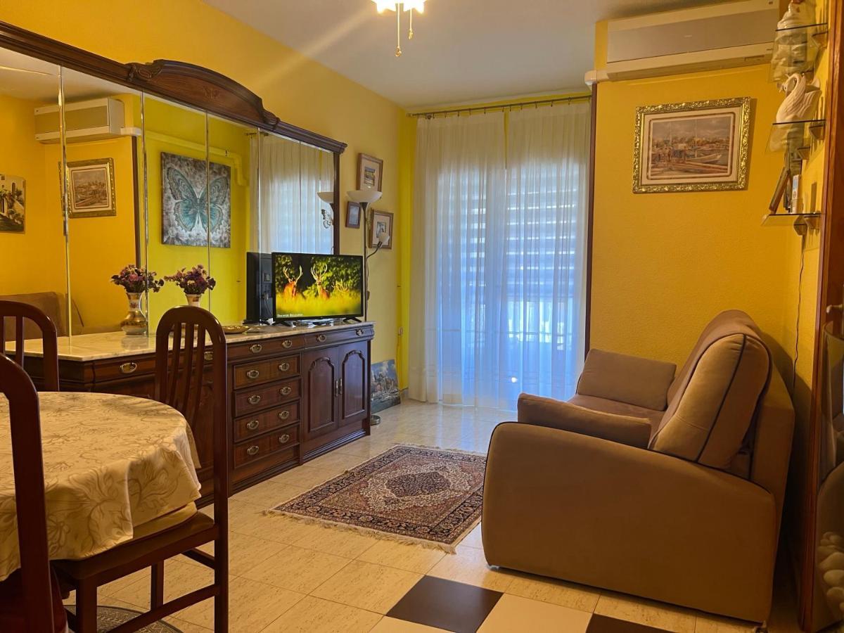 Apartament Montana Torrevieja Exteriör bild