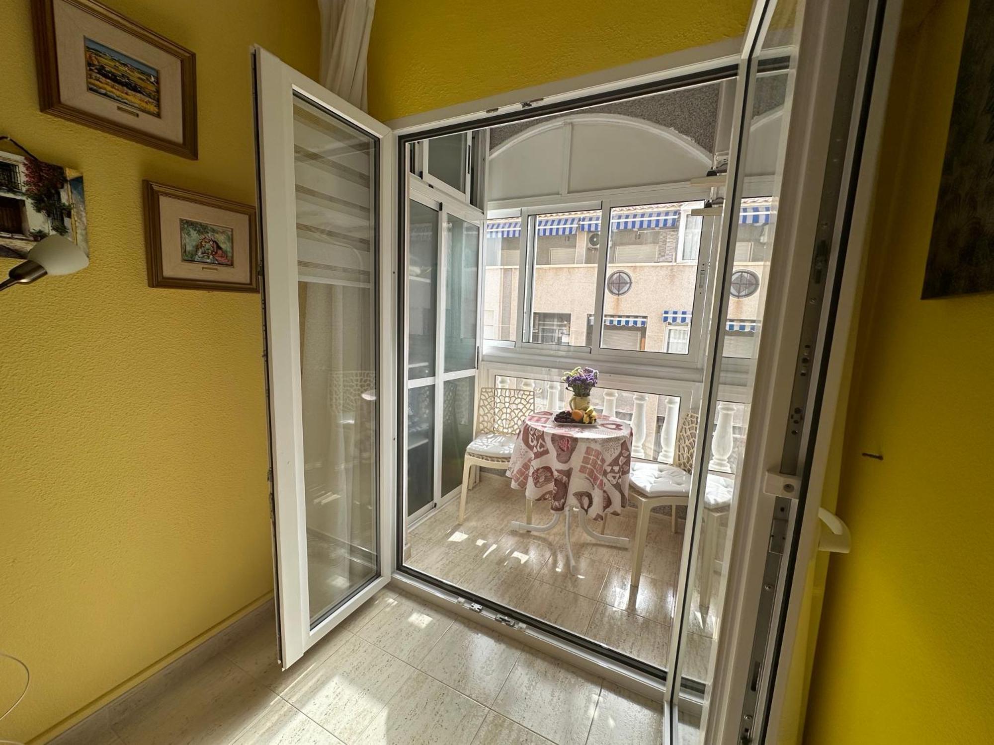 Apartament Montana Torrevieja Exteriör bild