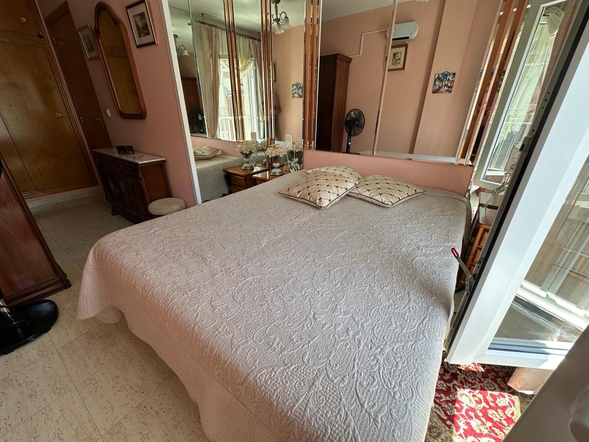 Apartament Montana Torrevieja Exteriör bild