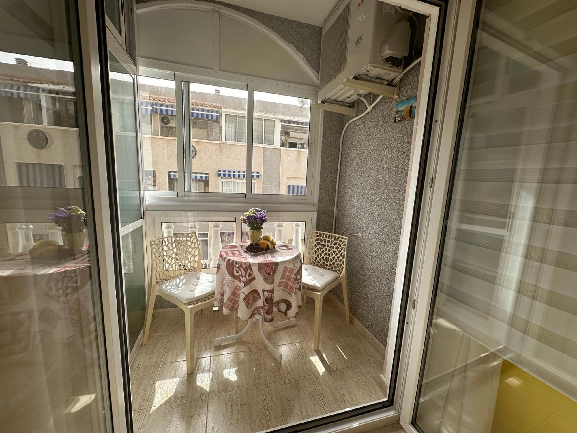 Apartament Montana Torrevieja Exteriör bild