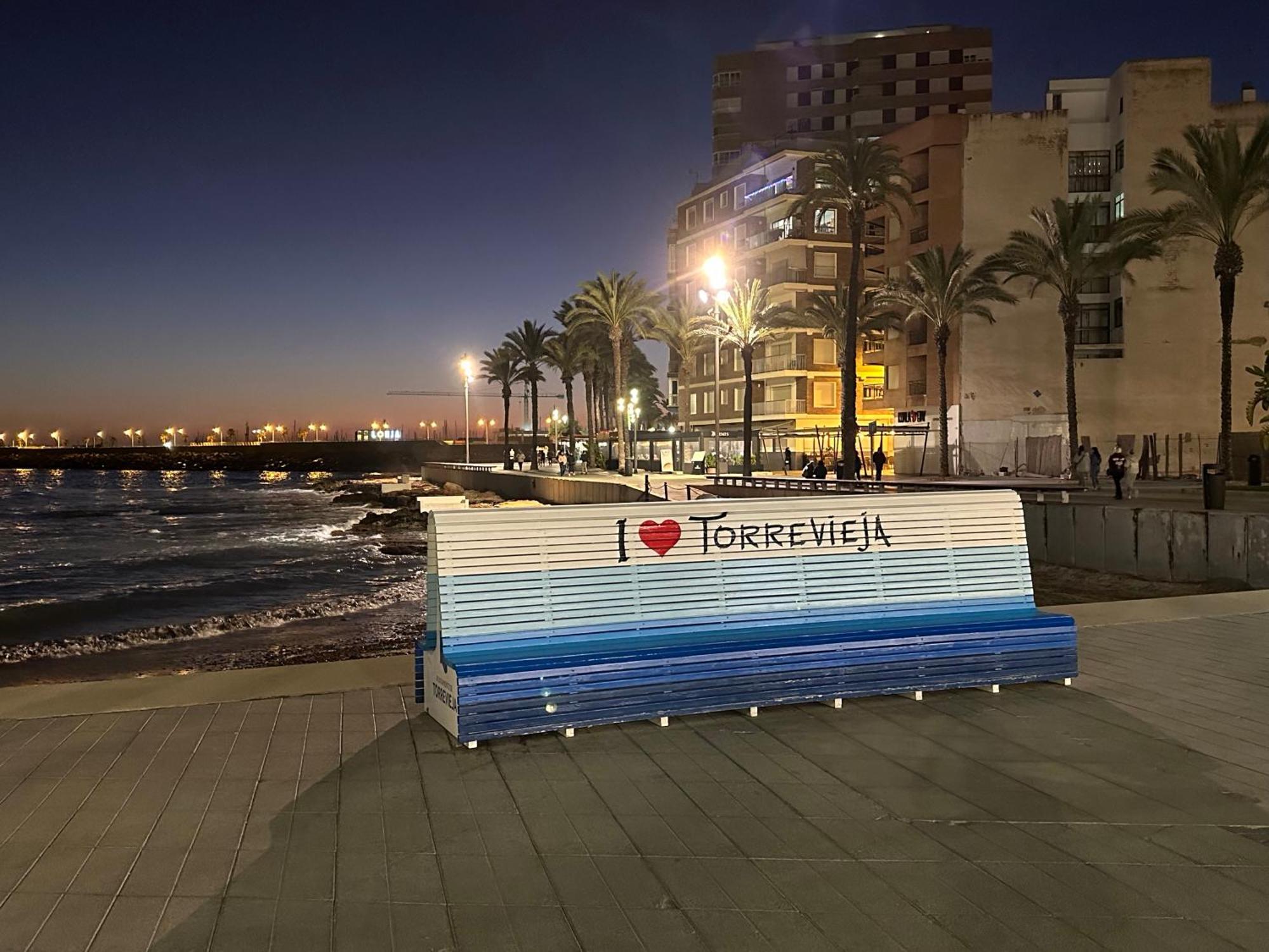 Apartament Montana Torrevieja Exteriör bild
